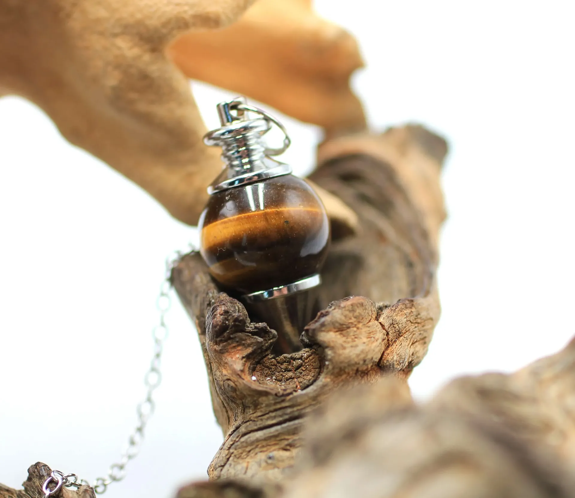 Pendule sphérique en Œil de tigre