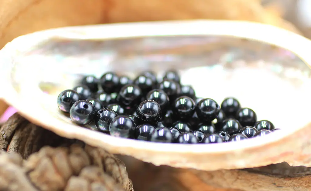 Perle 6mm en Tourmaline noire