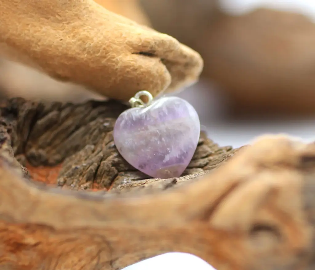 Pendentif cœur en Améthyste