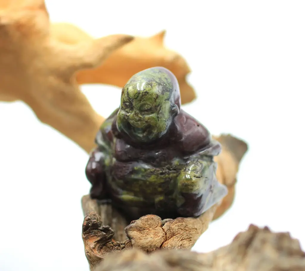 Bouddha en Jaspe Sang de Dragon