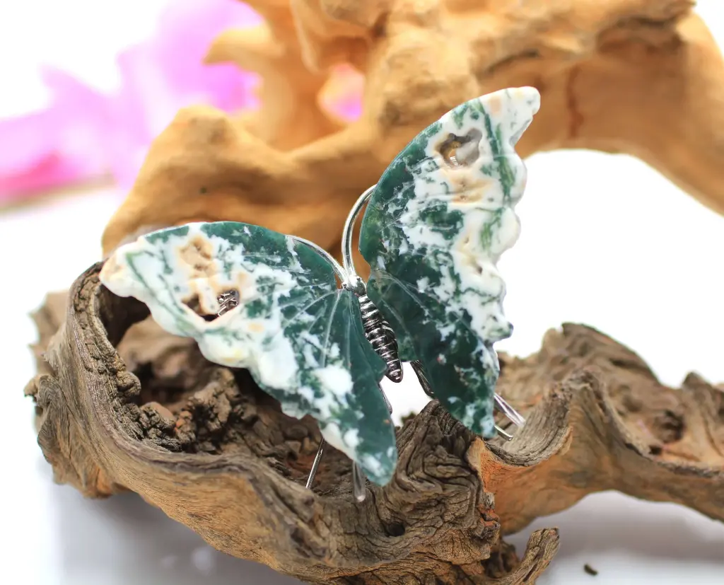 Papillon en Agate arbre