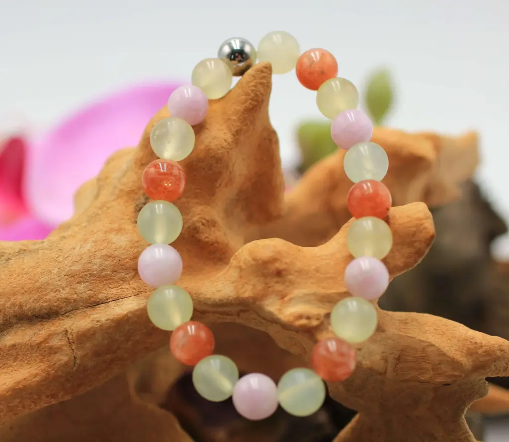 Bracelet en perles 8mm en Jadéite, Kunzite rose et Pierre de Soleil