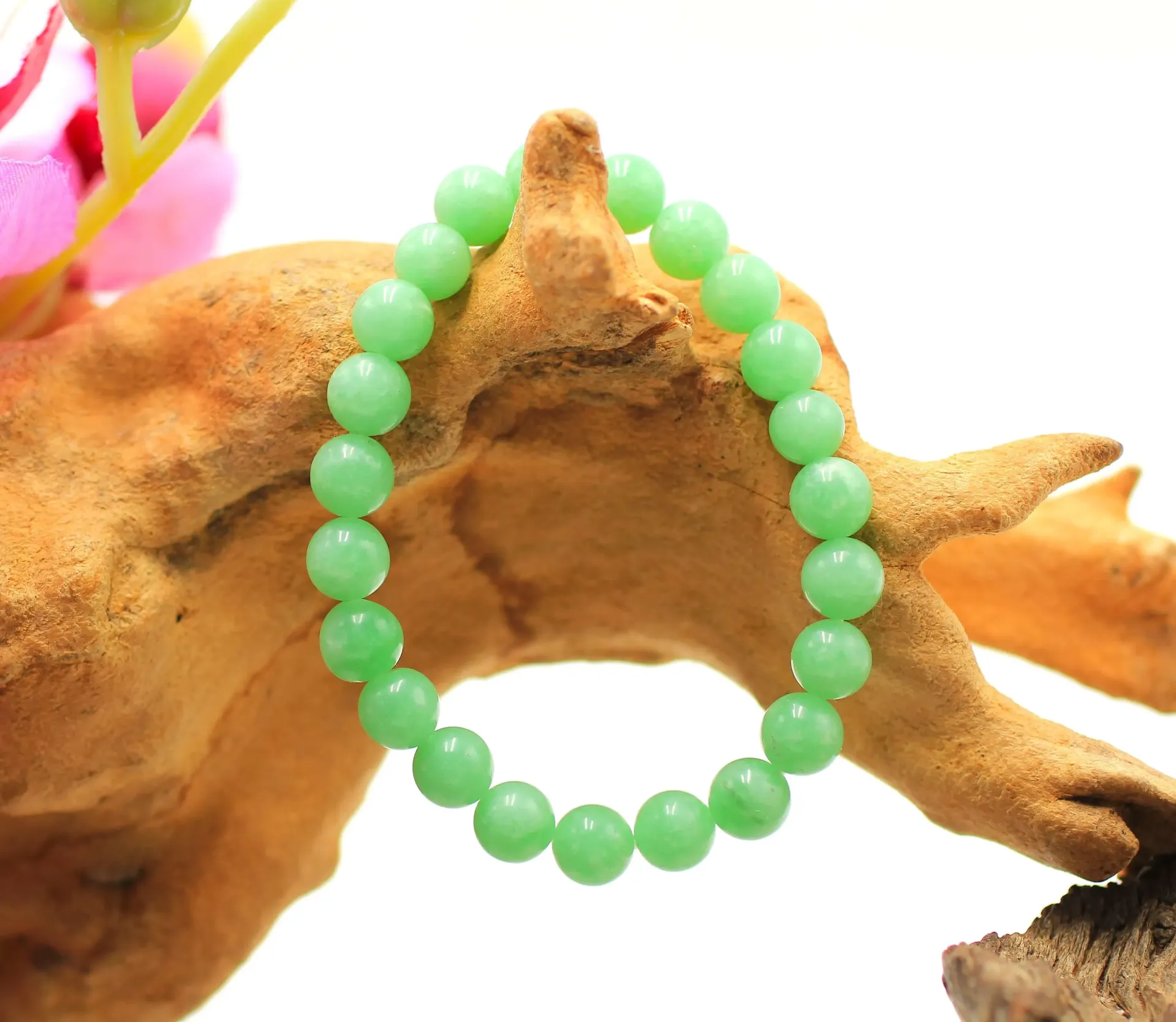 Bracelet en perles 8mm en Angélite verte