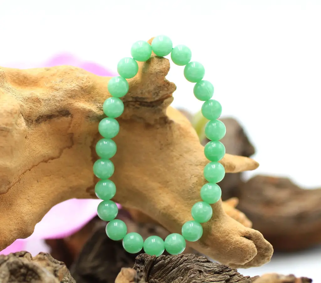 Bracelet en perles 8mm en Angélite verte