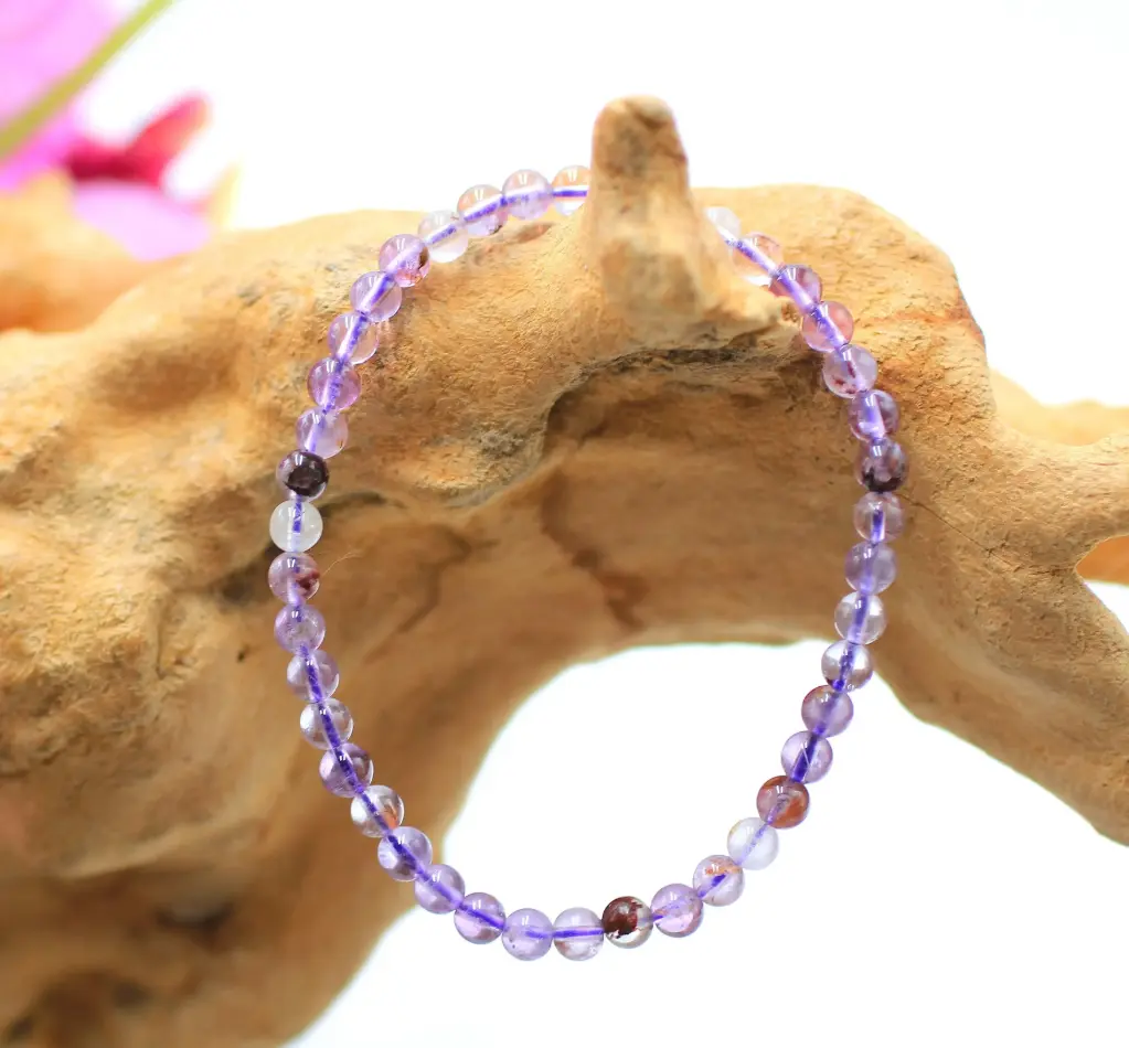 Bracelet en perles 4mm en Super seven