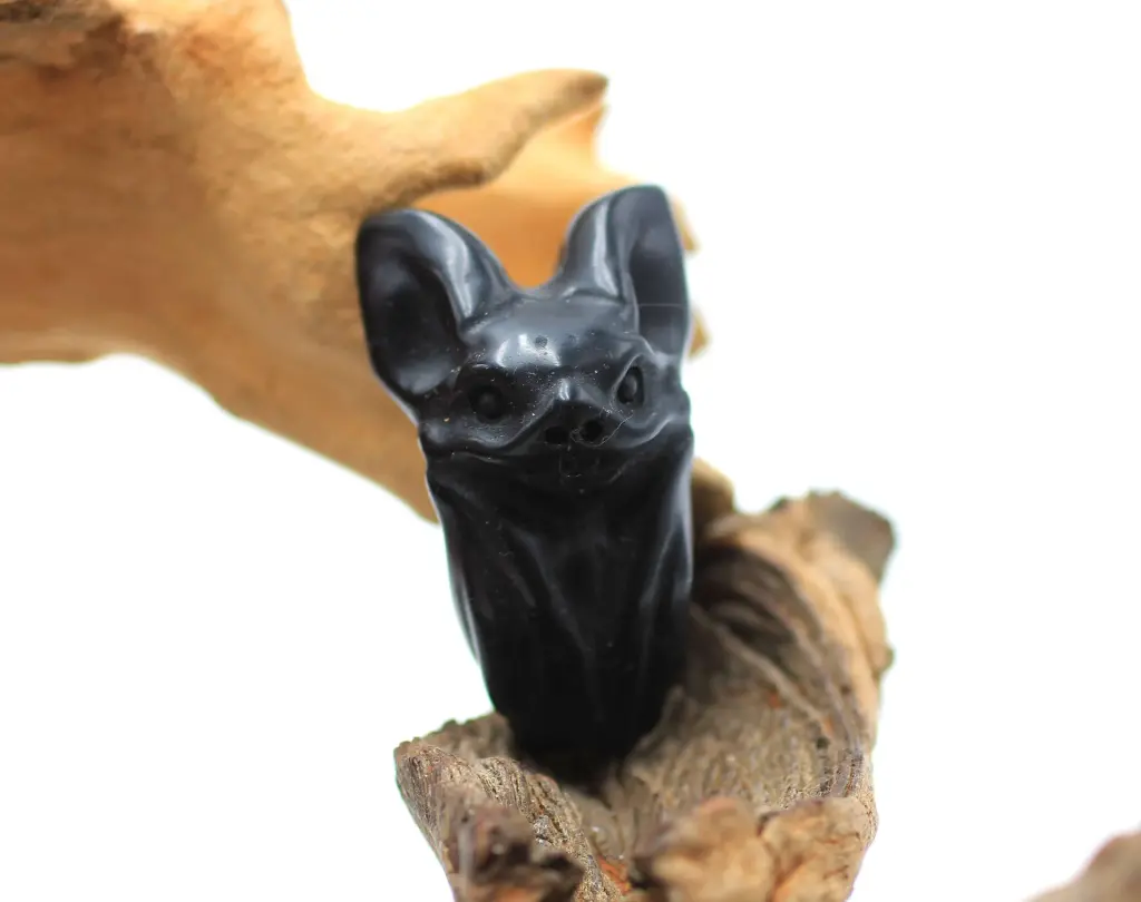 Chauve-souris en Obsidienne noire