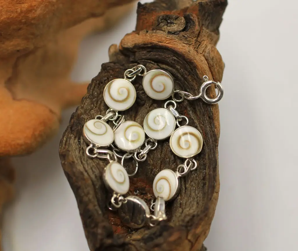 Bracelet avec fermoir en Argent 925 et en Œil de Sainte Lucie