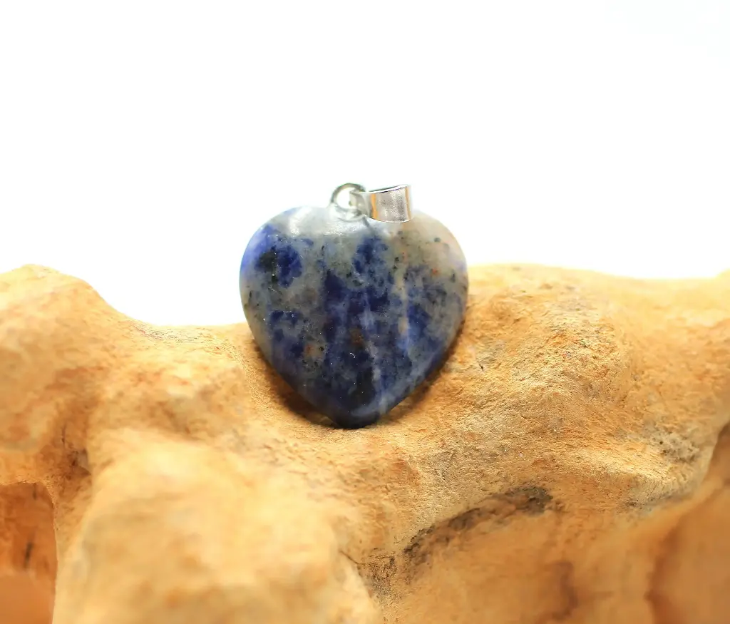 Pendentif cœur en Sodalite