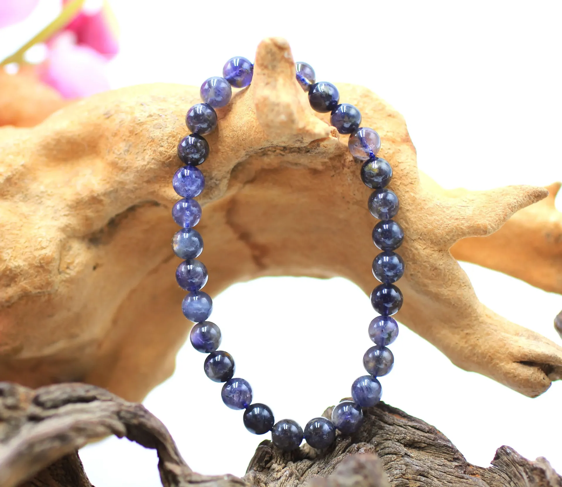 Bracelet en perles 6mm en Iolite