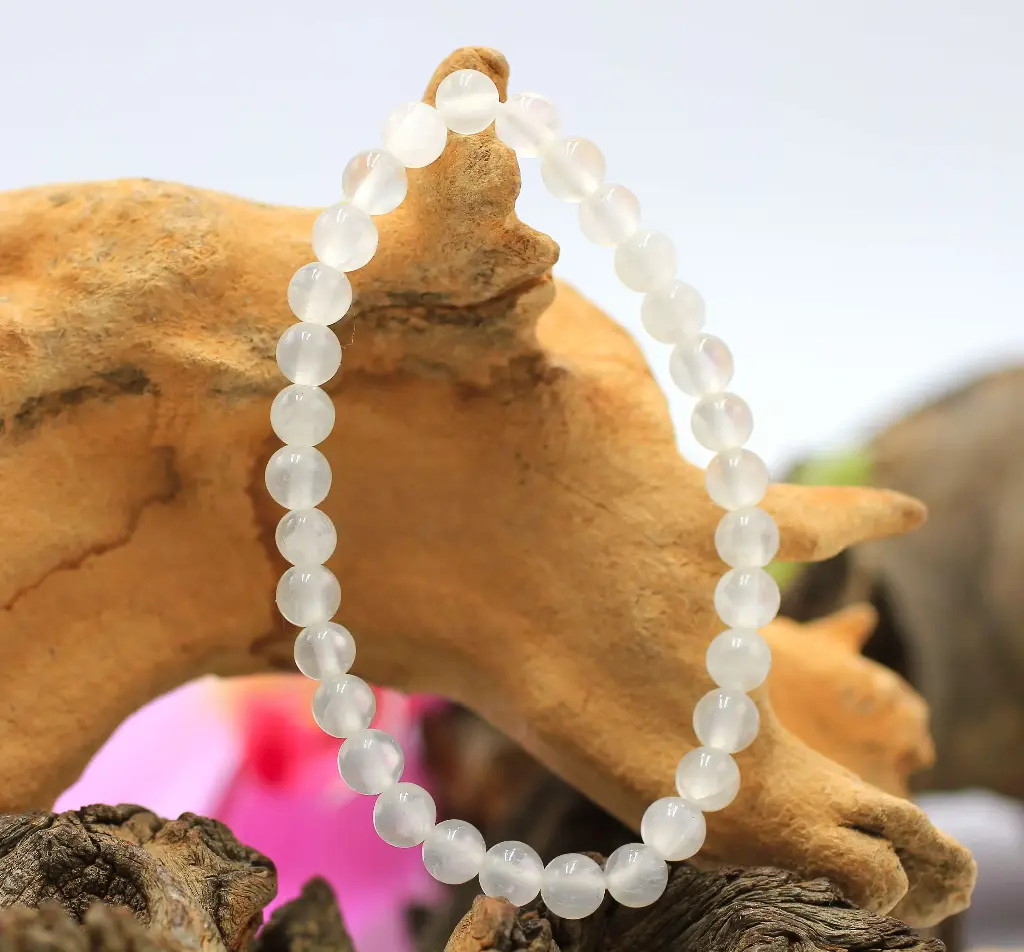 Bracelet en perles 6mm en Quartz laiteux