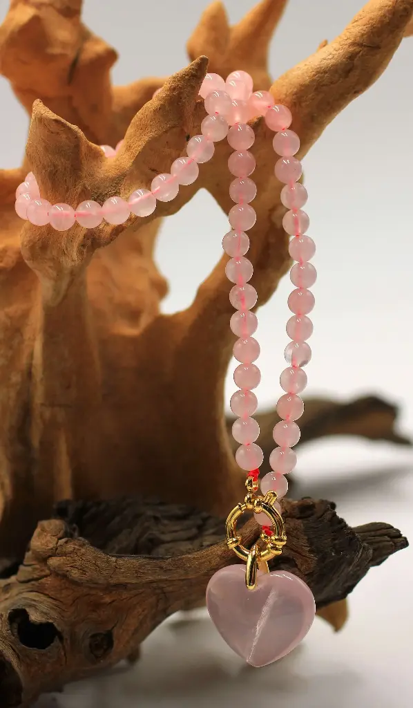 Collier en Quartz rose et pendentif cœur