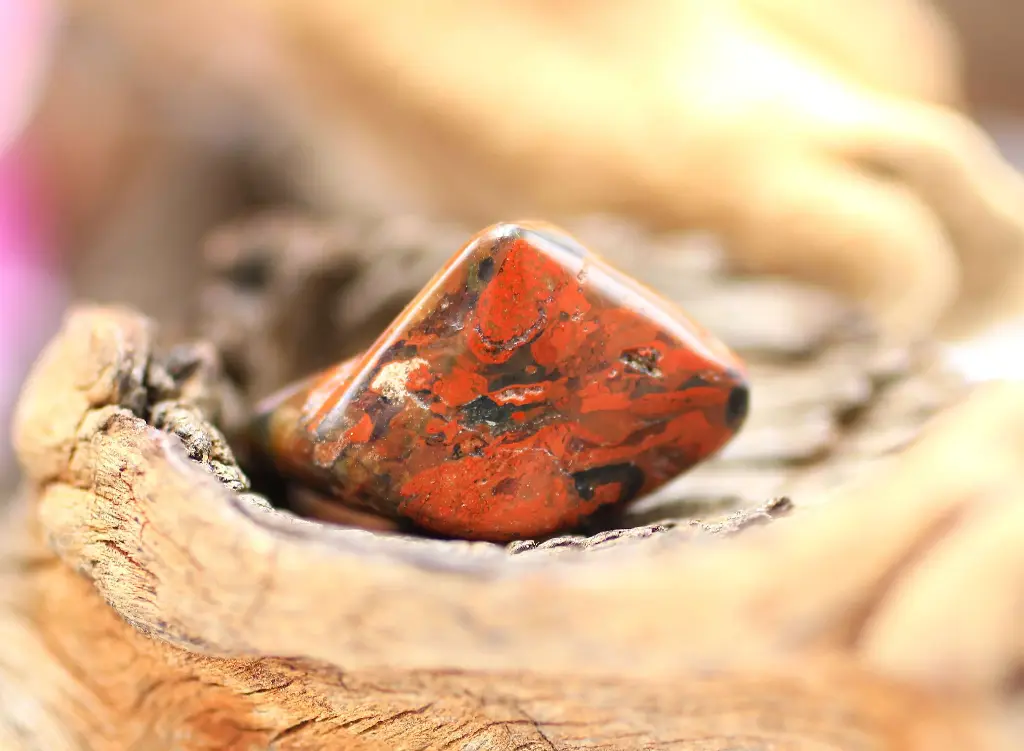 Jaspe breschia roulé