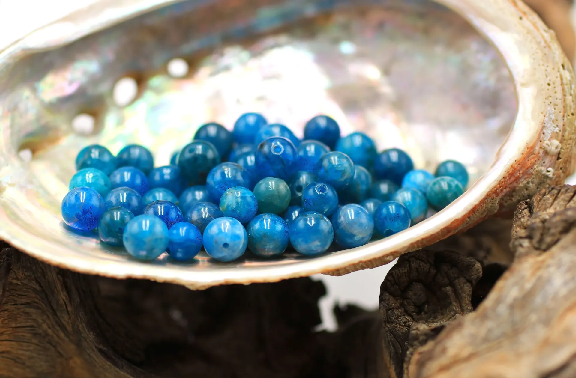 Perle 6mm en Apatite bleue