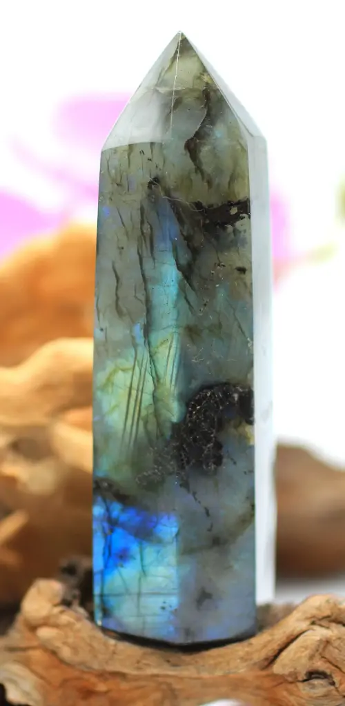 Obélisque en Labradorite