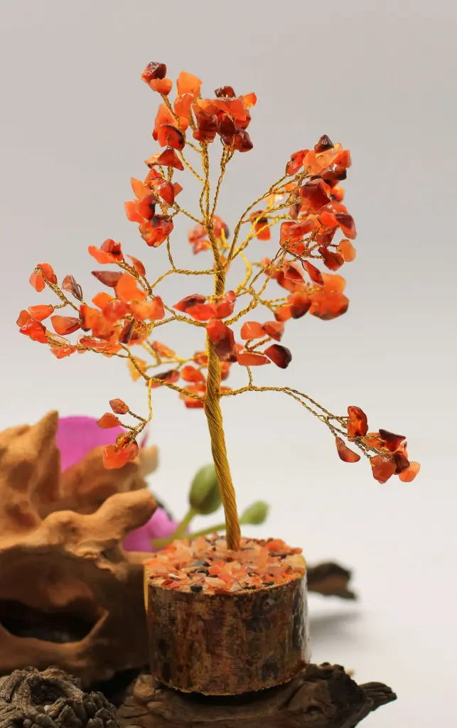 Arbre de vie en Cornaline sur Bois