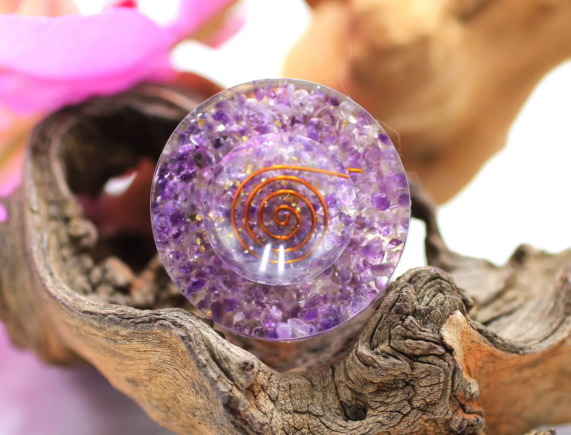 Support pour sphère en Orgonite et Améthyste