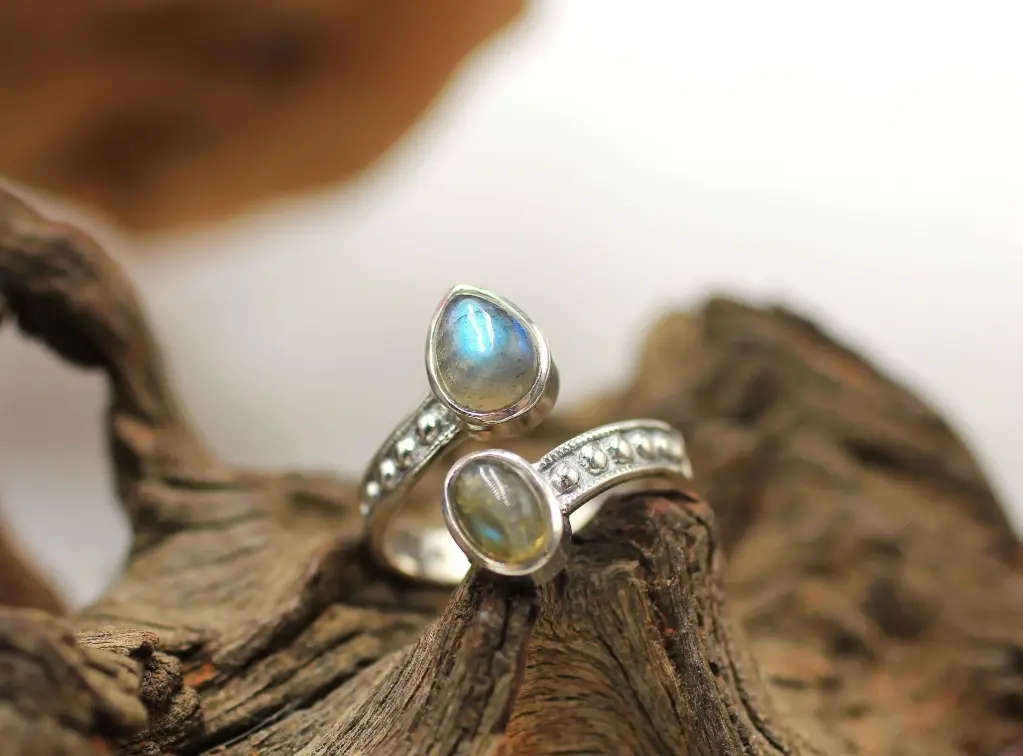 Bague réglable en Argent 925 et en Labradorite