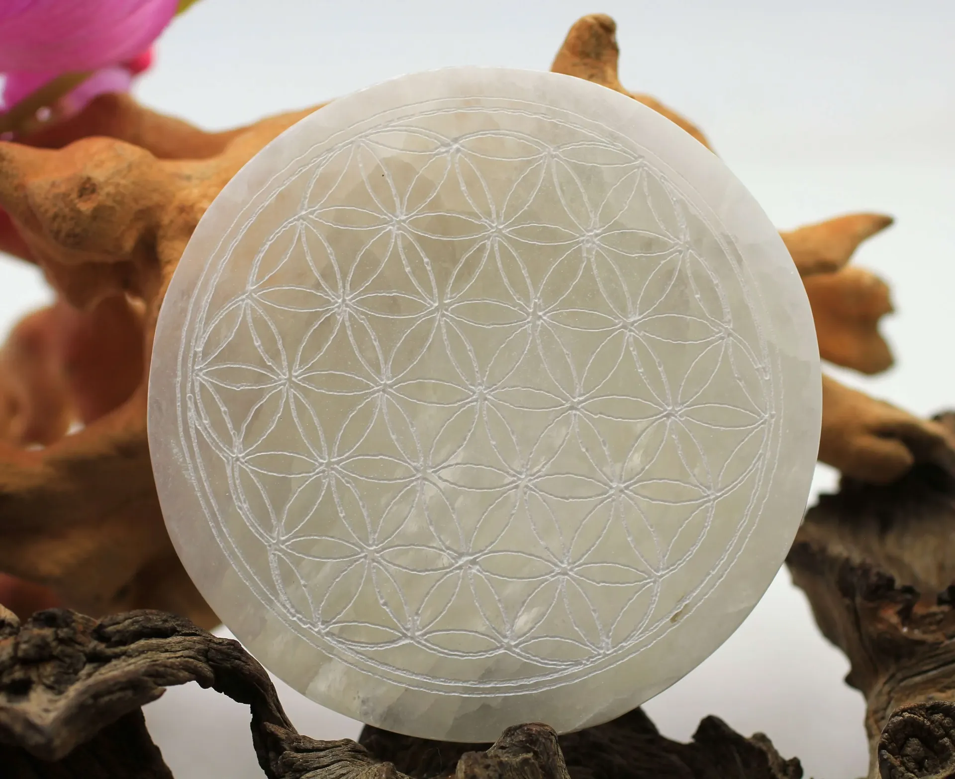 Tranche en Sélénite et motif Fleur de vie