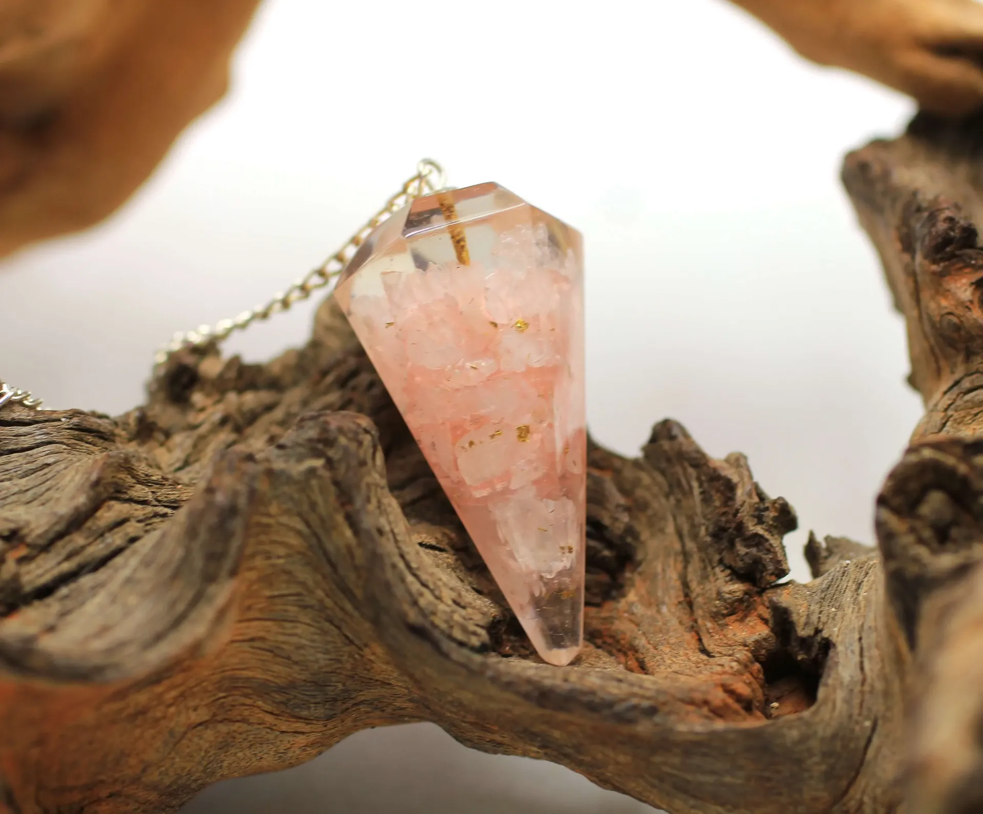 Pendule en Orgonite et Quartz rose