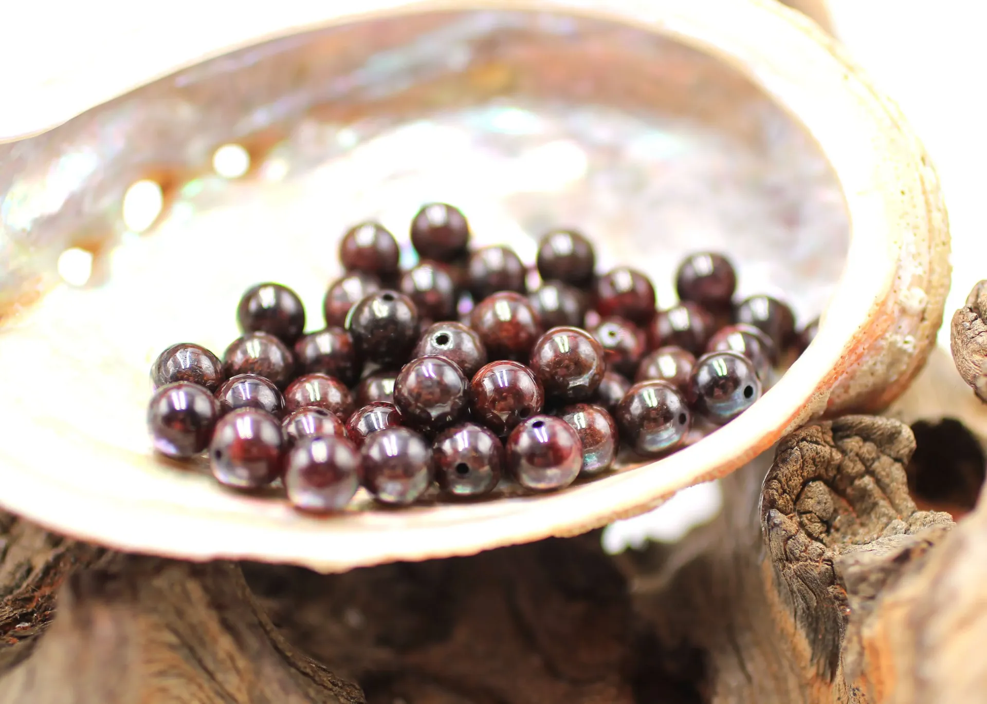 Perle 6mm en Grenat almandin