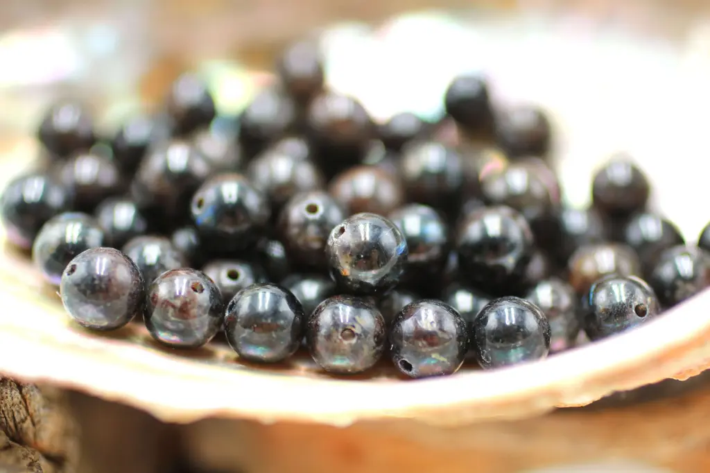 Perle 6mm en Astrophyllite
