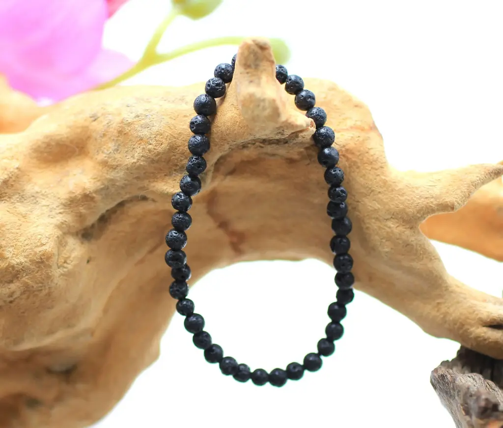 Bracelet en perles 4mm en Pierre de lave