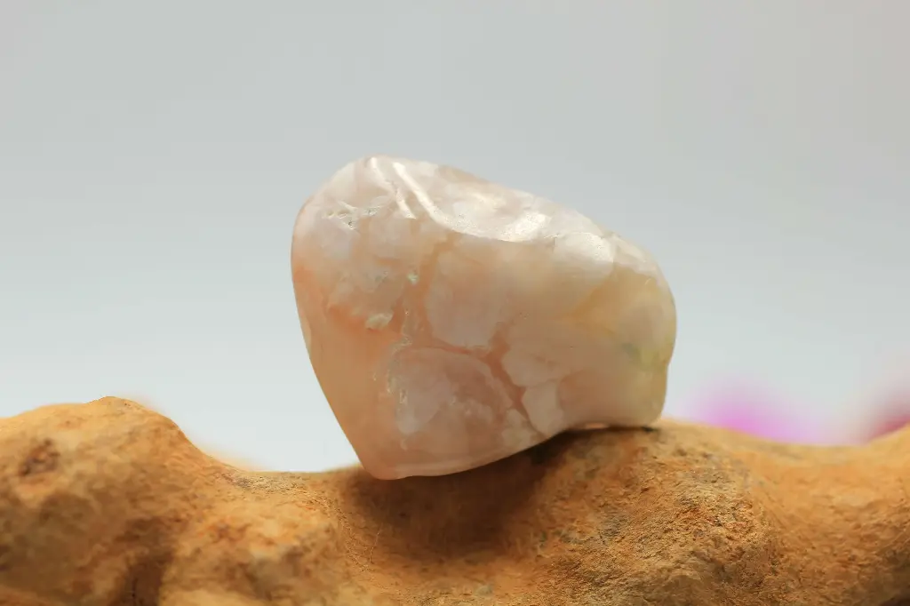 Agate fleur de cerisier roulée