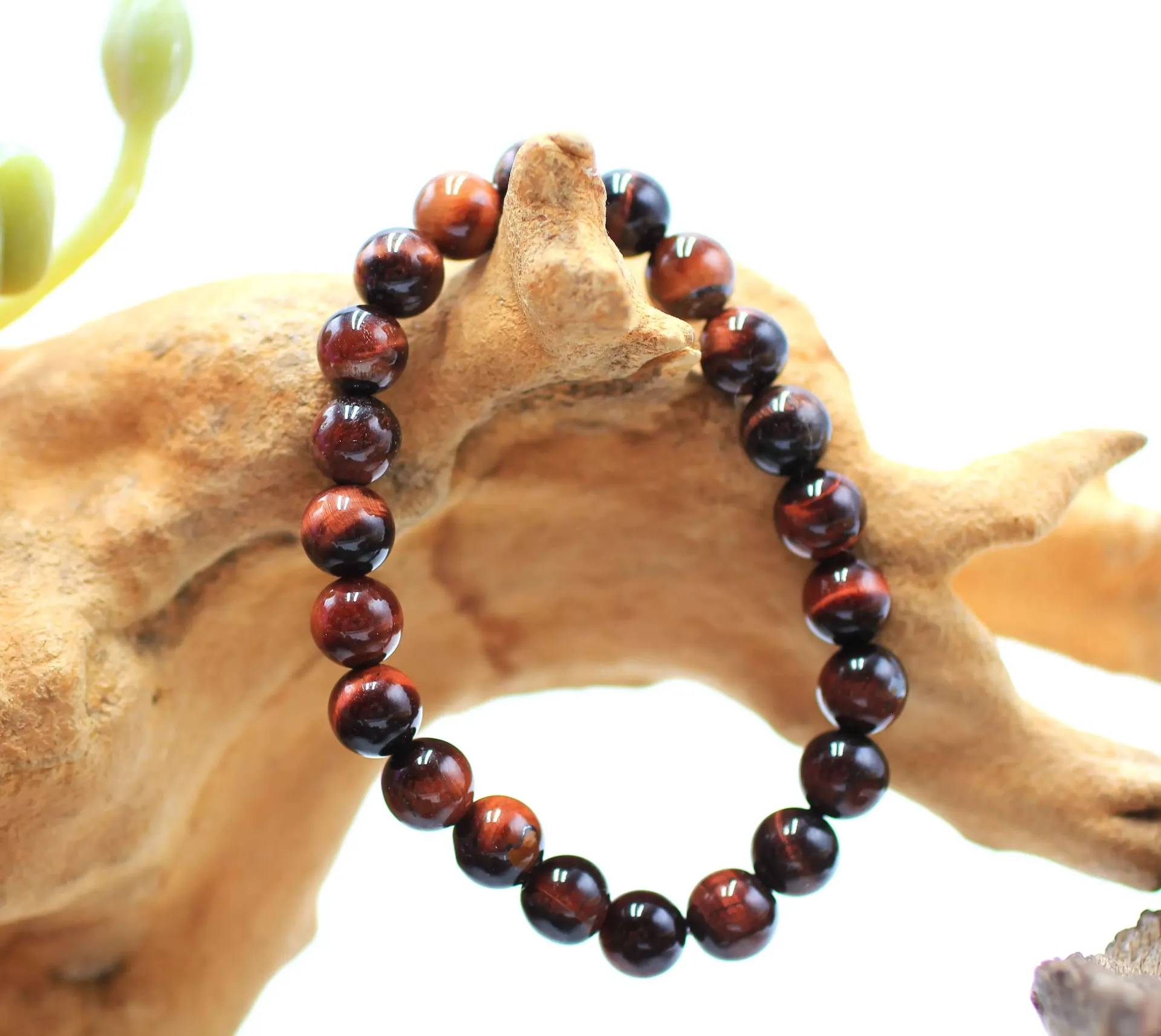 Bracelet en perles 8mm en Œil de taureau