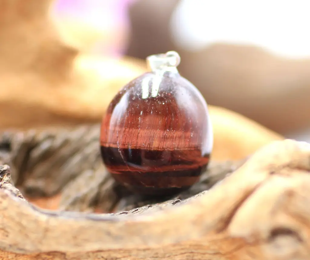Pendentif en Œil de taureau
