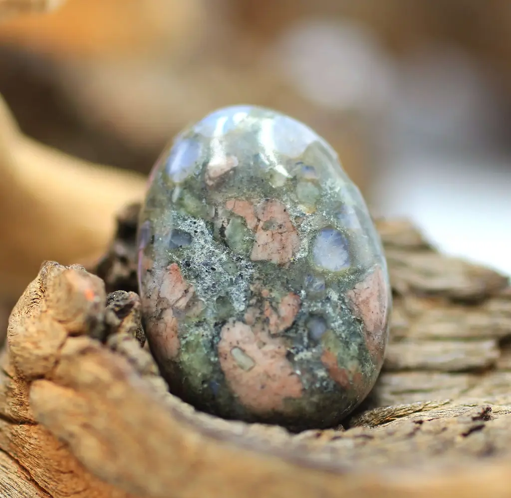 Pendentif foré en Blue liberite