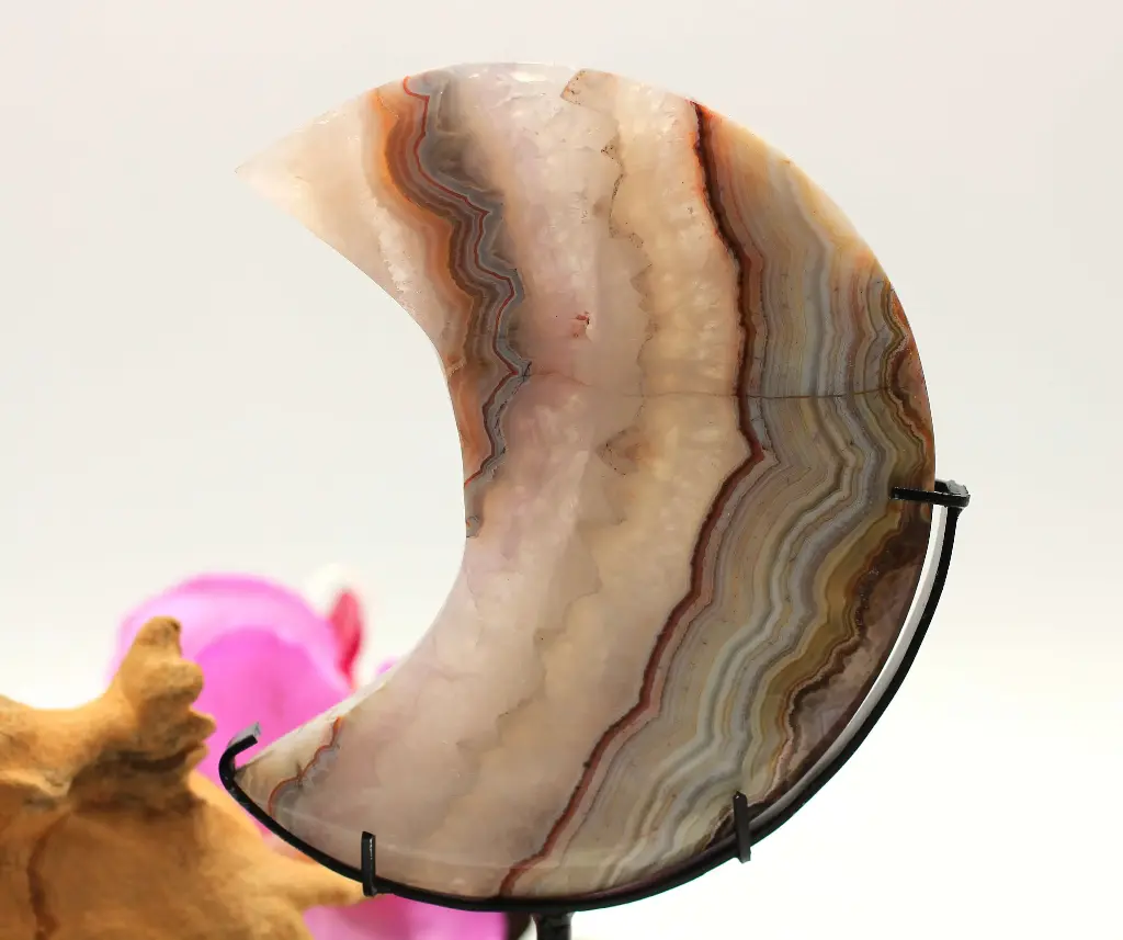 Croissant de lune sur pied en Améthyste et Agate crazy lace jaune