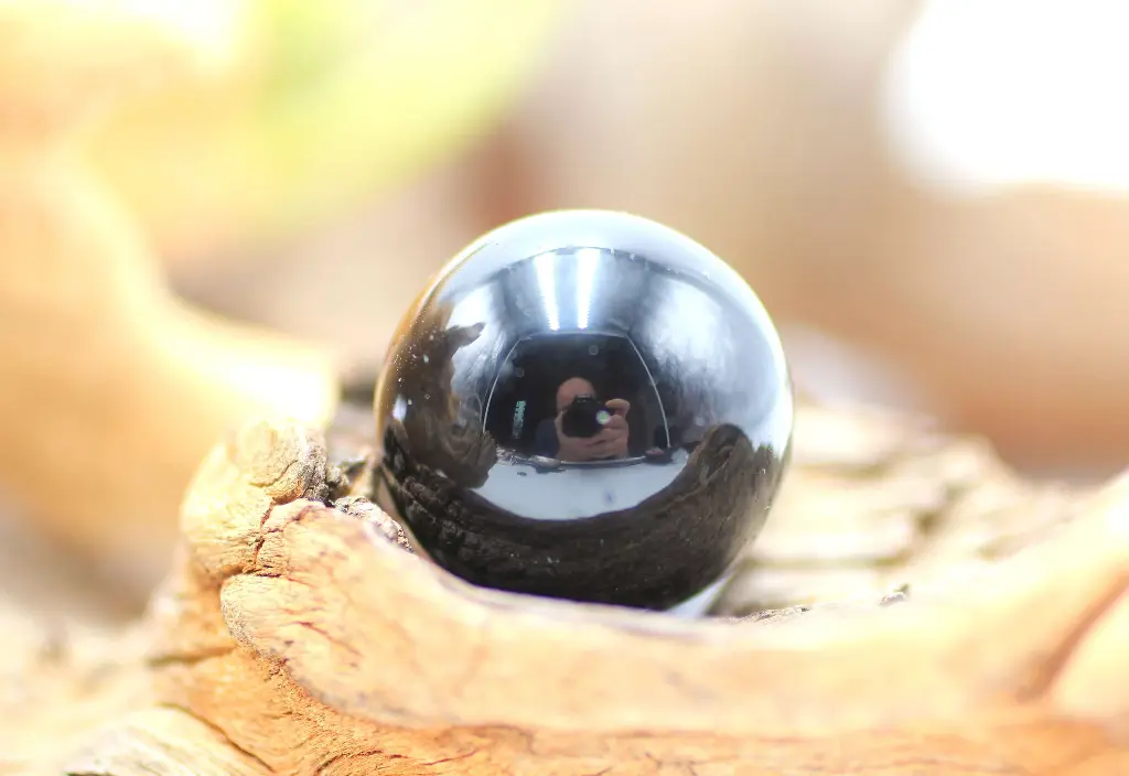 Sphère en Obsidienne noire