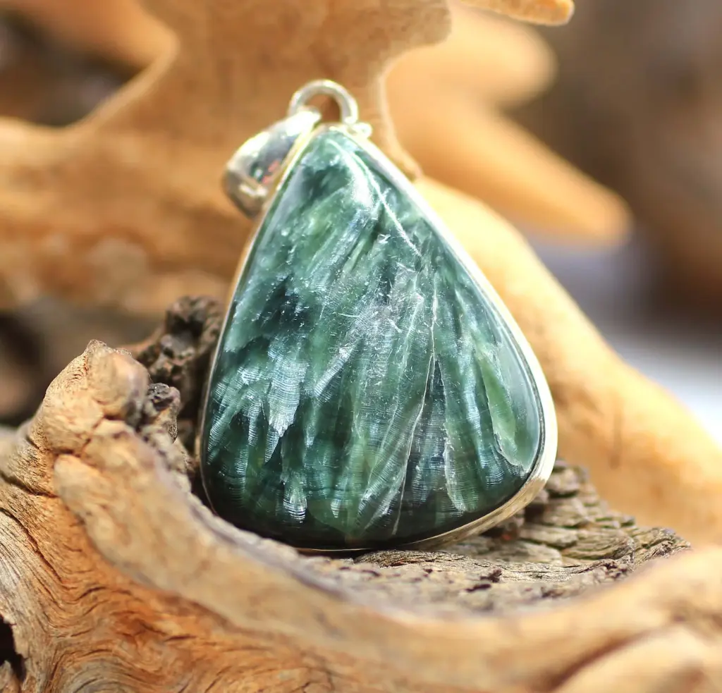 Pendentif goutte en Argent 925 et en Séraphinite