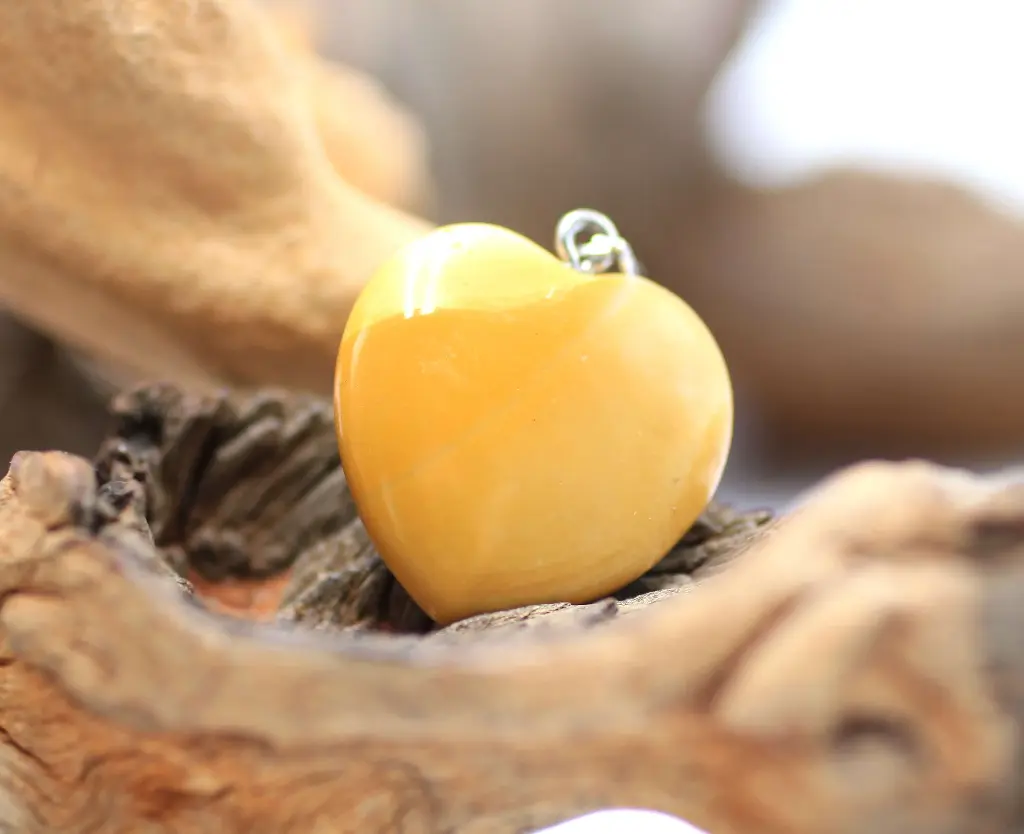 Pendentif coeur en Jaspe mokaïte