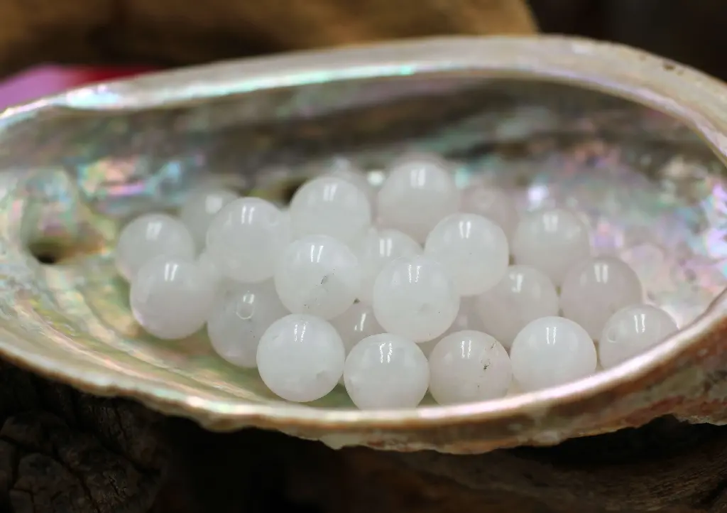 Perle 8mm en Jade blanc