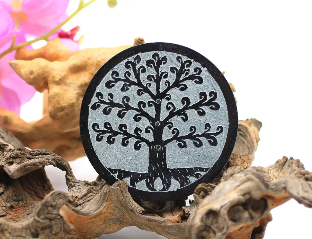 Tranche en Stéatite porte encens et motif Arbre de vie