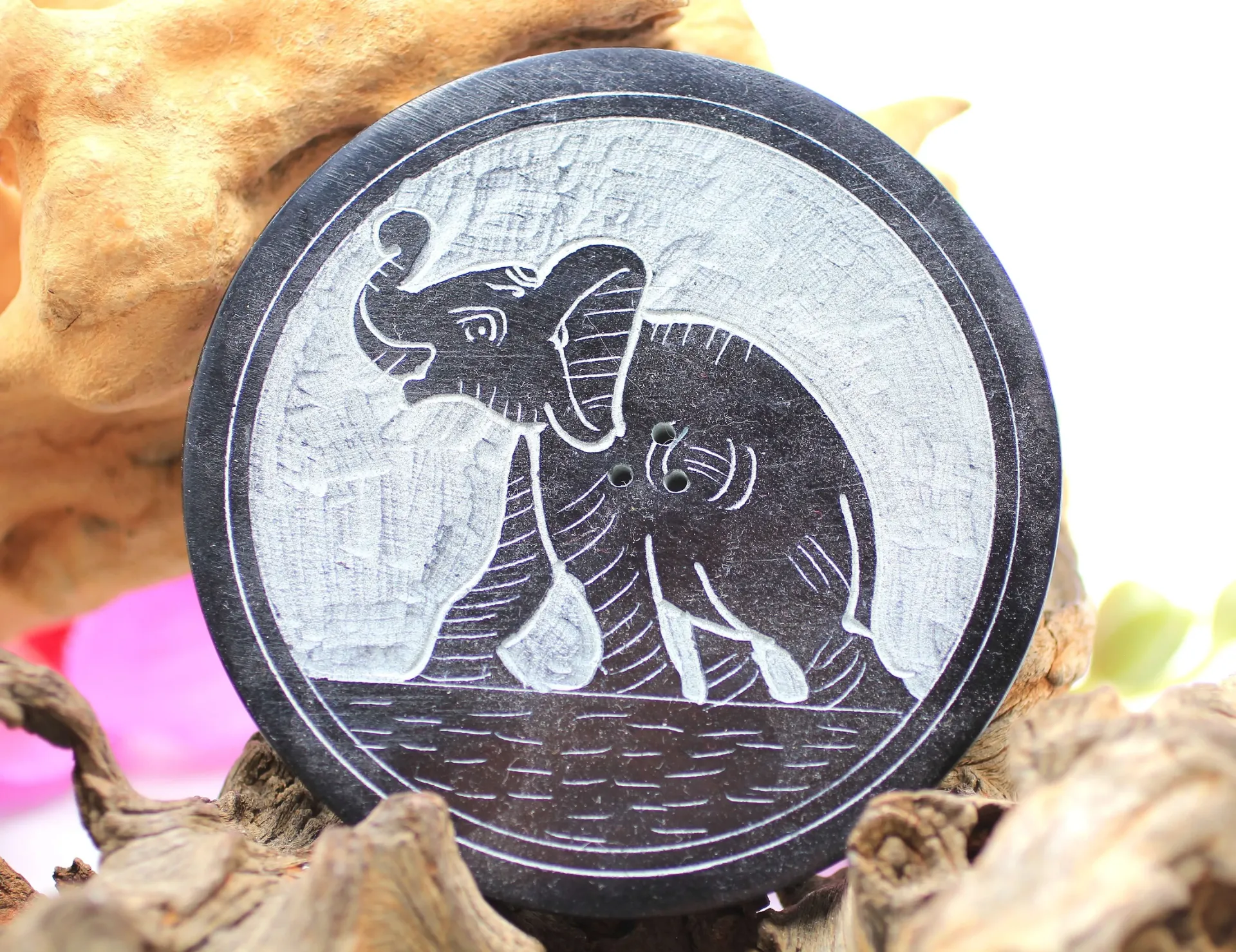 Tranche en Stéatite porte encens et motif éléphant