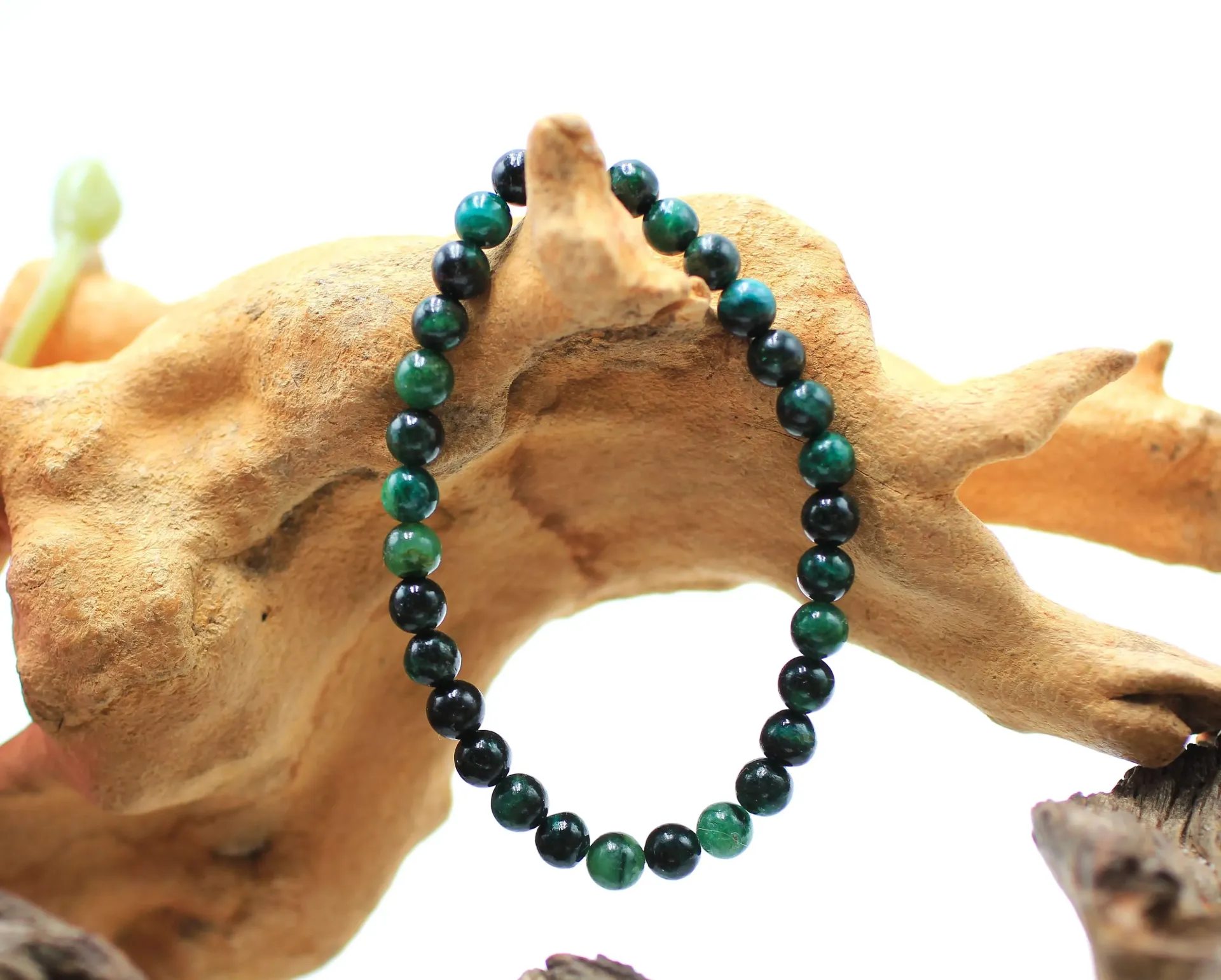 Bracelet en perles 6mm en Mica vert