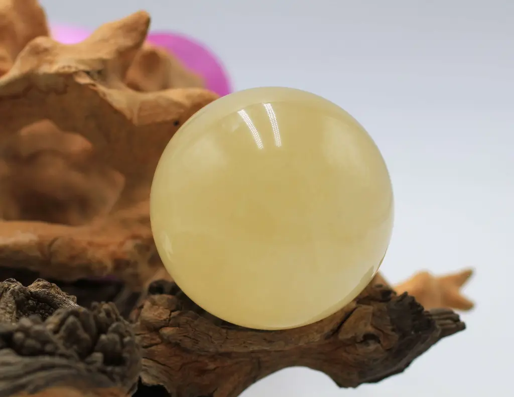 Sphère en Calcite miel