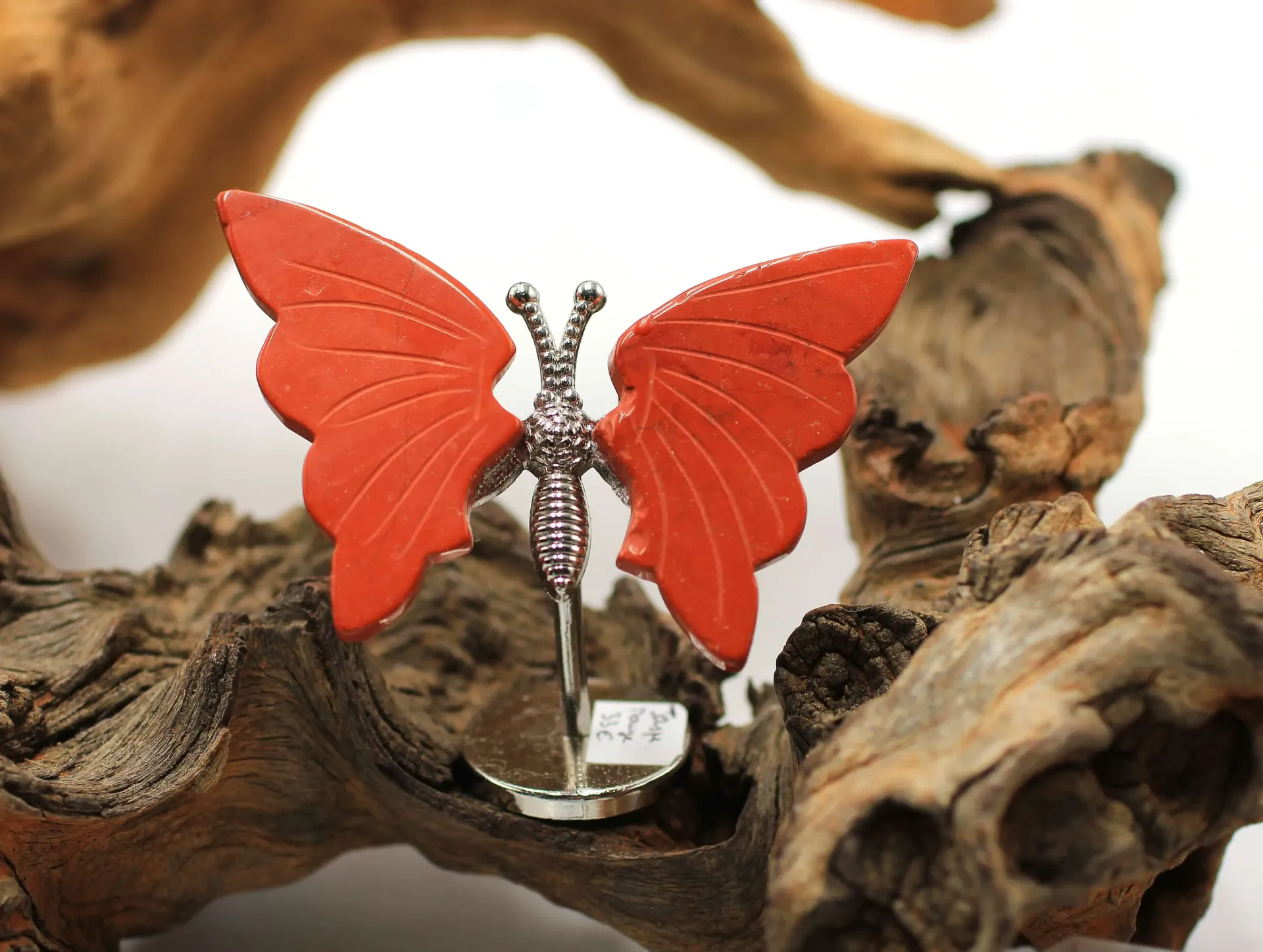 Papillon sur pied en Jaspe rouge