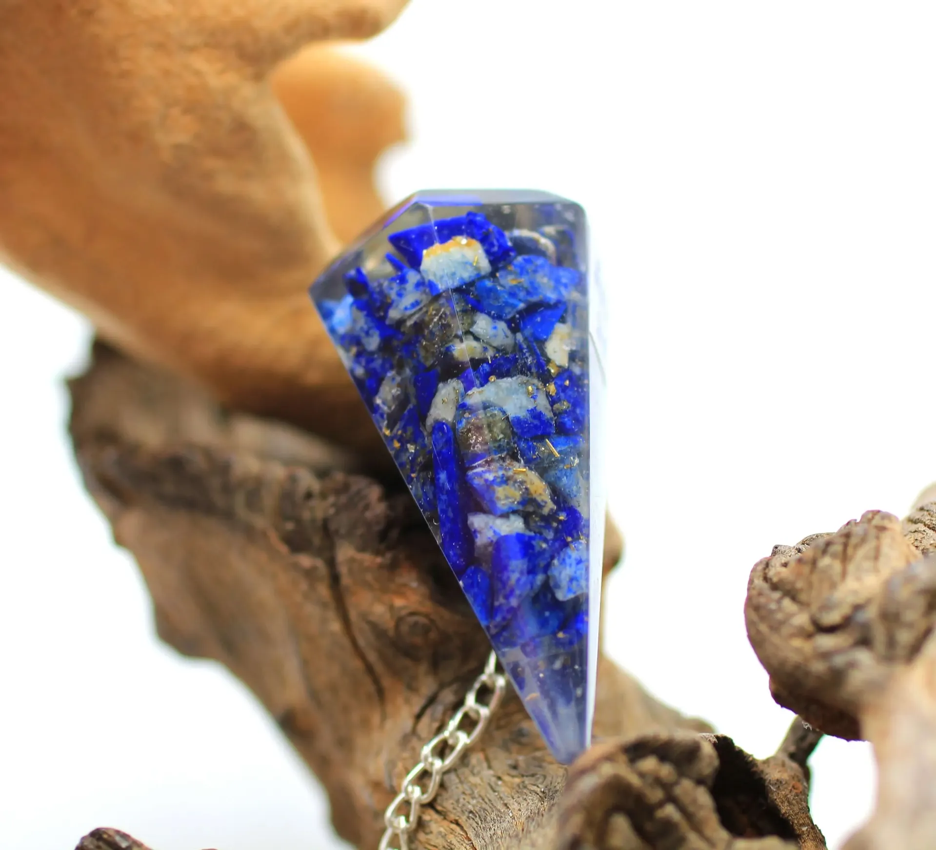 Pendule en Orgonite et en Lapis-lazuli