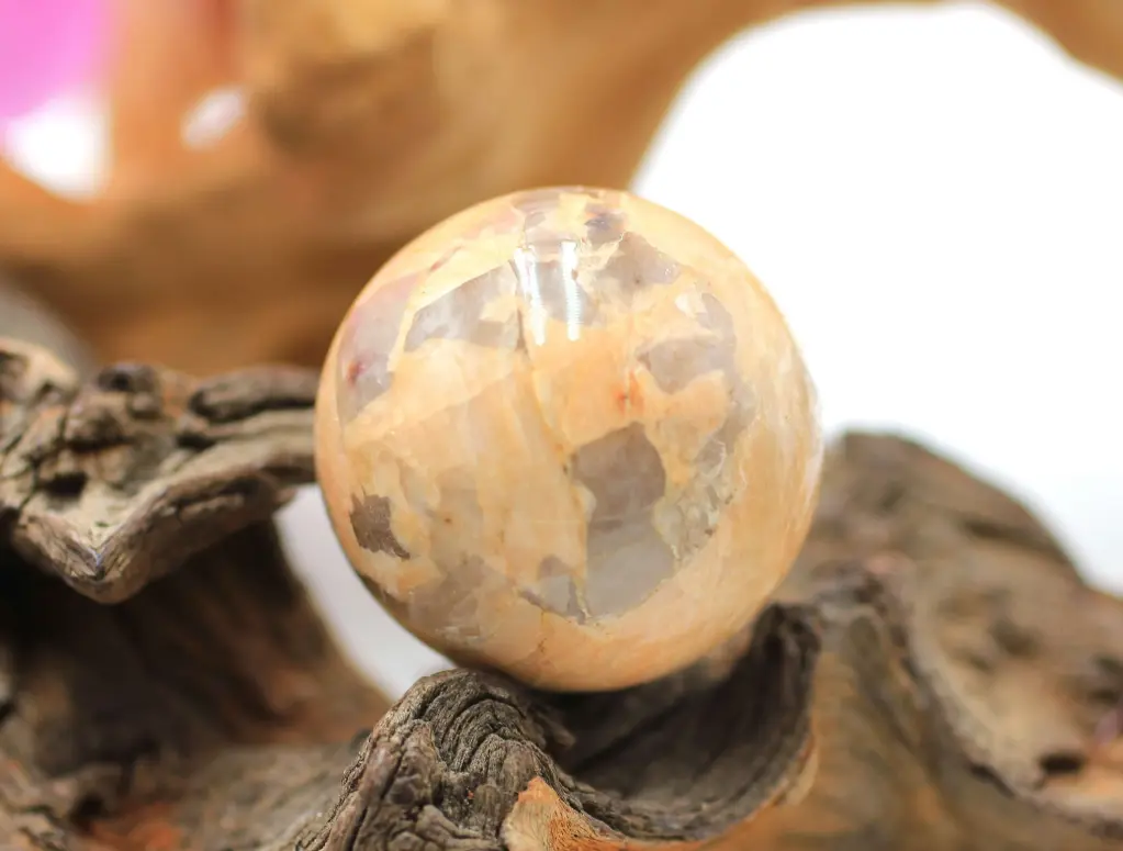 Sphère en Feldspath graphique