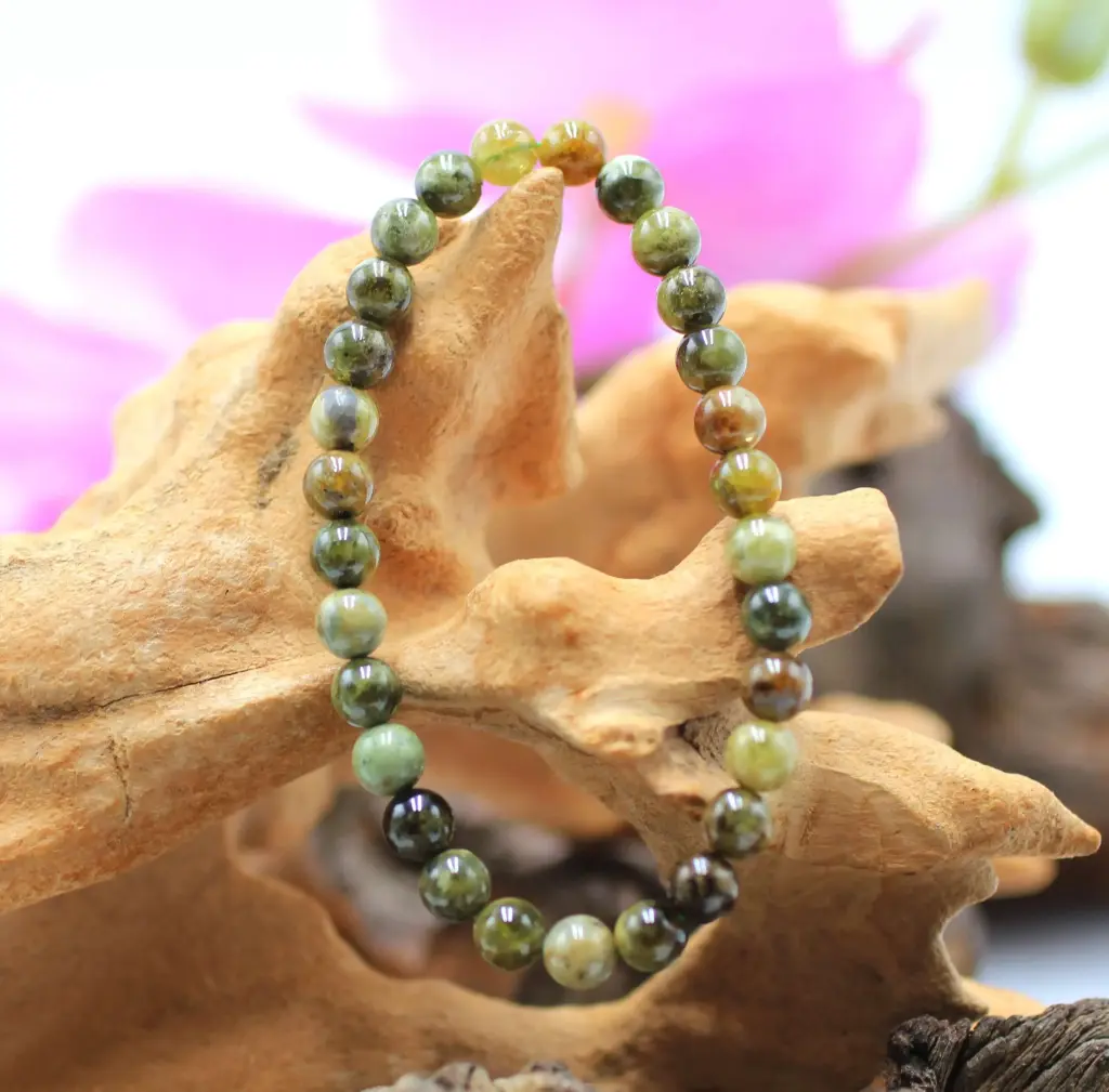 Bracelet en perles 6mm en Tsavorite