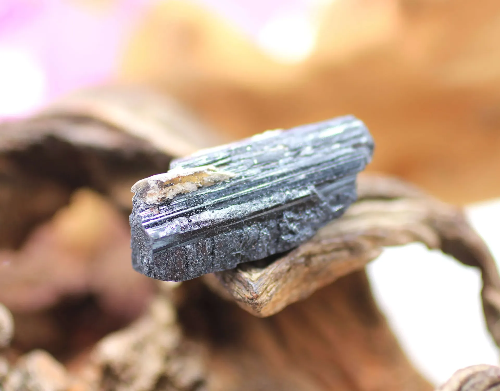 Tourmaline noire brute