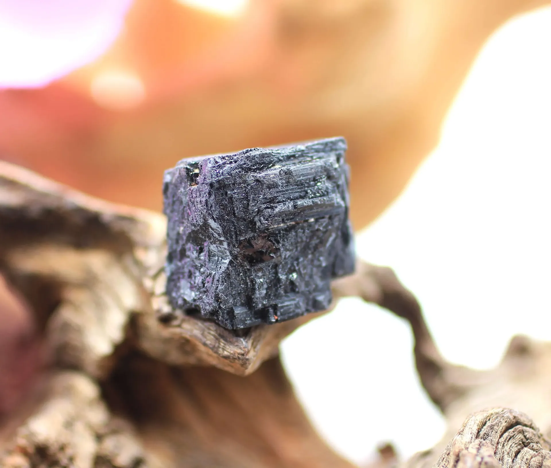 Tourmaline noire brute