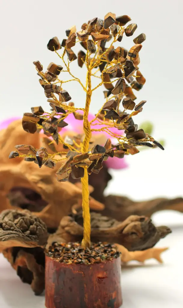 Arbre de vie en Œil de tigre sur bois