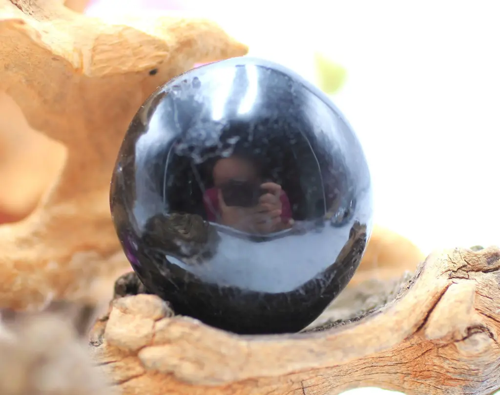 Galet en Tourmaline noire