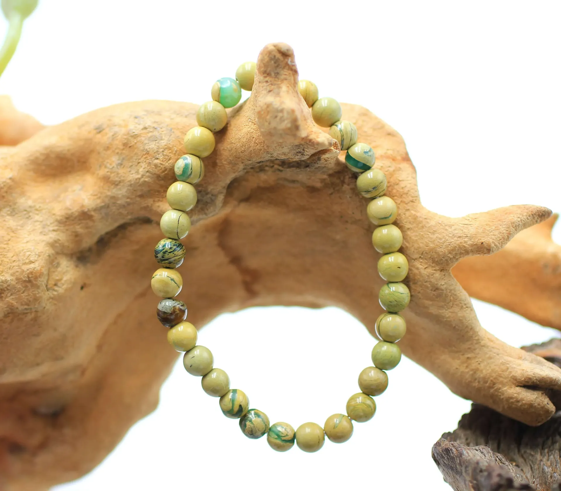 Bracelet en perles 6mm en Muscovite verte