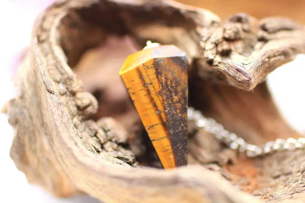 Pendule en Œil de tigre