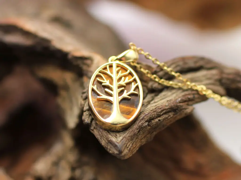 Pendentif Arbre de vie (sur chaine) en Argent 925 plaqué Or et en Œil de tigre